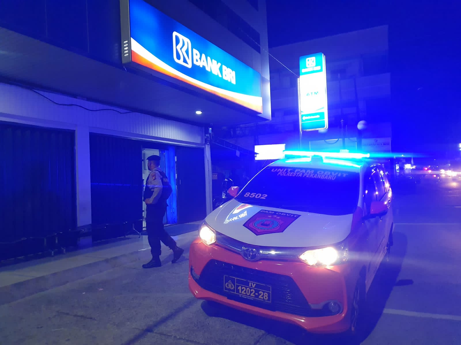 Antisipasi Bali, Sat Samapta Polresta Pekanbaru Lakukan Blue Light Patrol