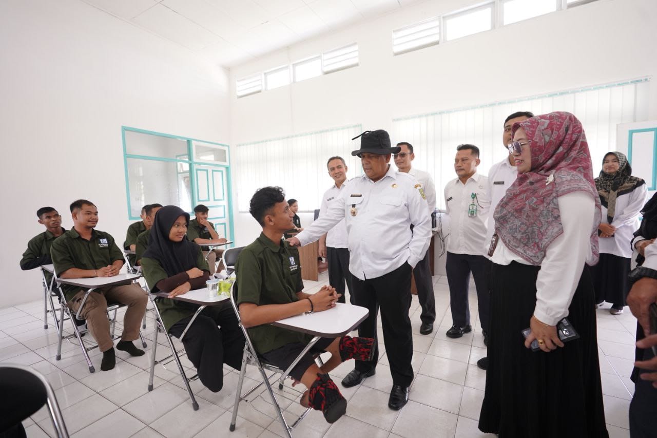 Tinjau Dua UPT Dinsos Riau, Edy Natar: Fasilitas Sudah Cukup Memadai