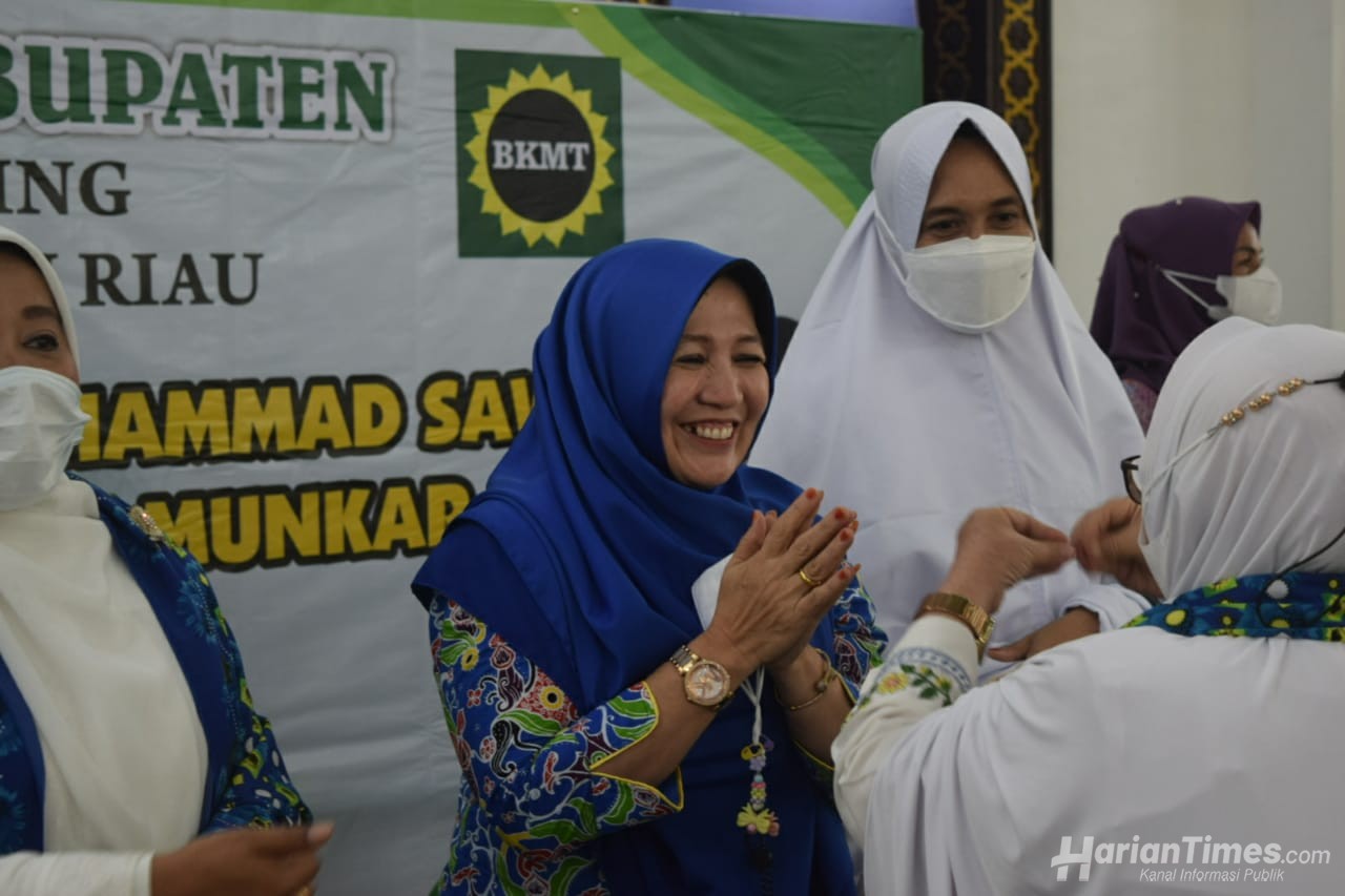 Hj Yulia Suhardiman: Semoga Melalui Kegiatan Ini Ukhuwah Kita Terjaga, Kuansing Semakin Bermarwah