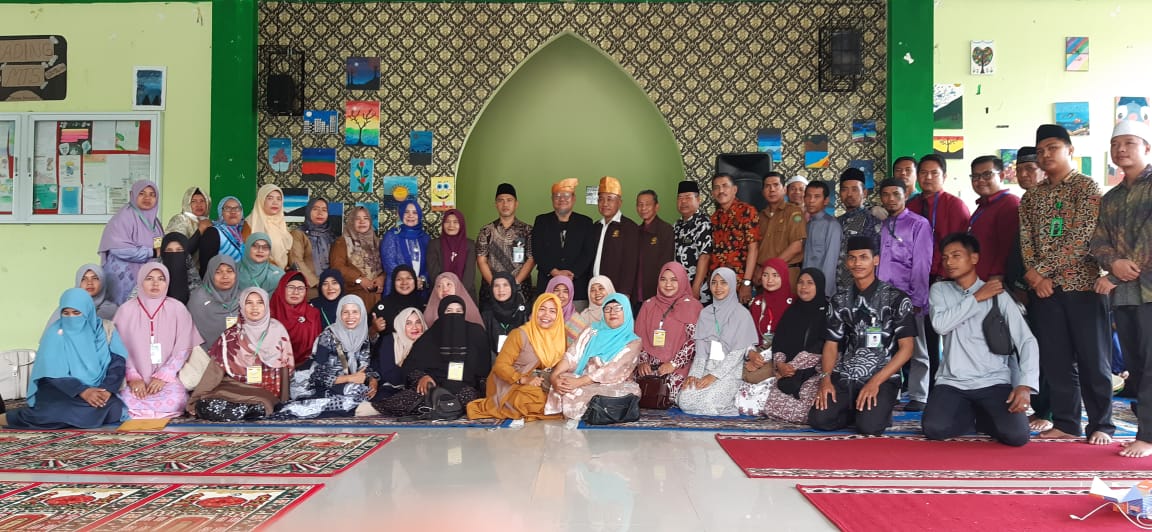 28 Guru Asal Thailand Akhiri Studi Banding di Pekanbaru