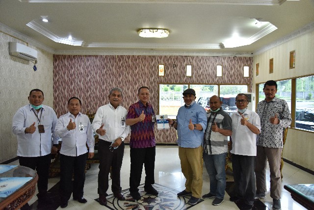 Silaturahmi dengan PWI Riau, Dirut BRK Janji akan Bangun Sinergi dengan Wartawan