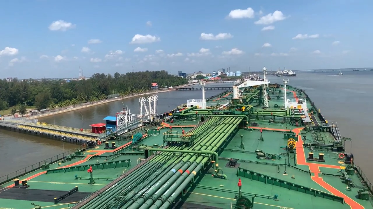 Belum Sepekan Kelola WK Rokan, Pertamina Kapalkan Perdana 350 Ribu Barel Minyak