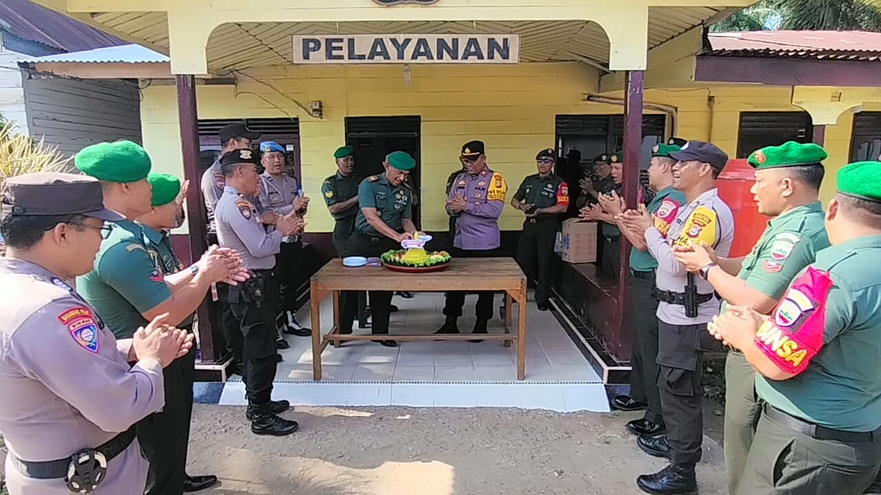 Sinergitas TNI-Polri, Danramil 0321-05/RM Kunjungi Polsek Bangko Pusako