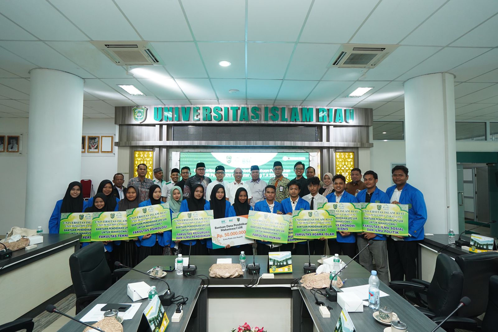 UPZ UIR Kembali Salurkan Bantuan Pendidikan untuk 25 Mahasiswa