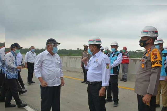 Menteri PUPR Tinjau Progres Tol Pekanbaru-Bangkinang