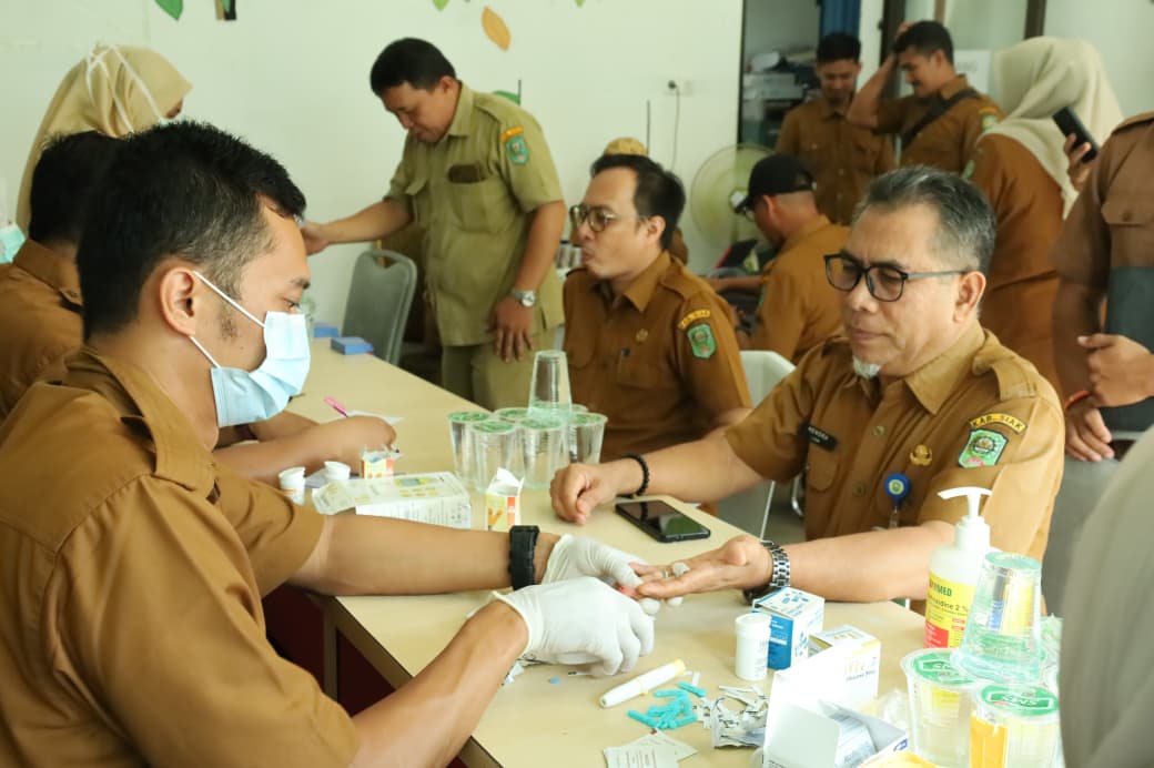 Dorong Aparatur Sehat dan Produktif, ASN Diskominfo Siak Jalani Cek Kesehatan Gratis
