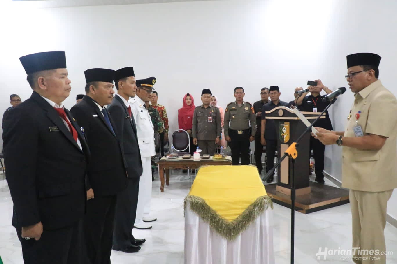 Bupati Suhardiman Amby Kembali Lantik Pejabat Eselon II dan Camat Dilingkungan Pemkab Kuansing