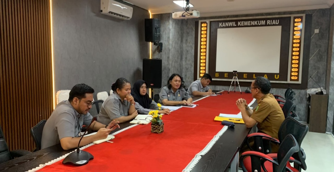 Kanwil Kemenkum Riau Bahas Kebutuhan Penambahan Subjek Tarif Layanan RSUD Indrasari Rengat