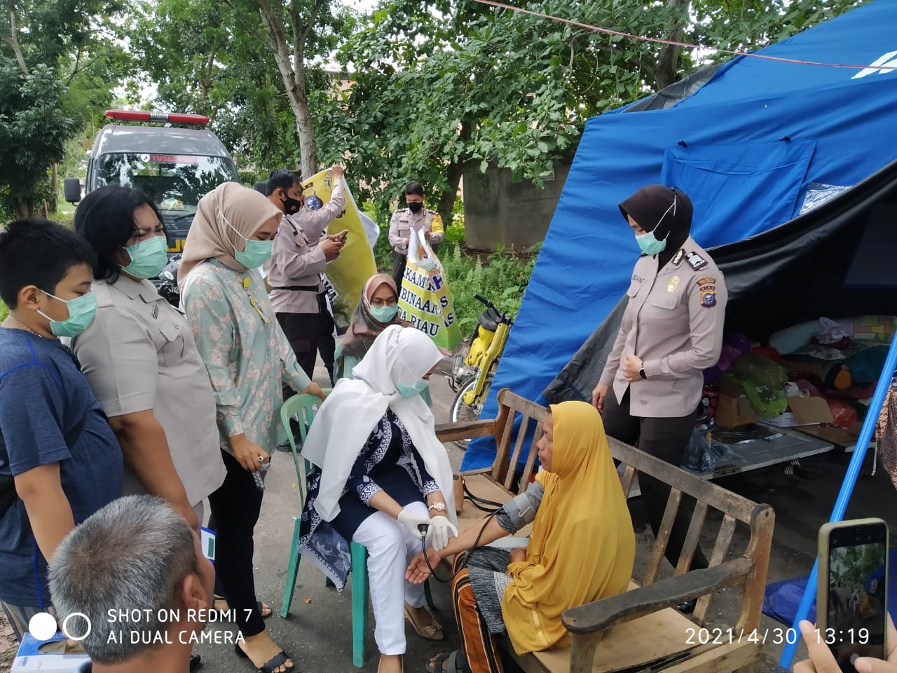 Meranti Pandak Dilanda Banjir, Kapolresta Pekanbaru Instruksikan Klinik Cek Kesehatan Warga
