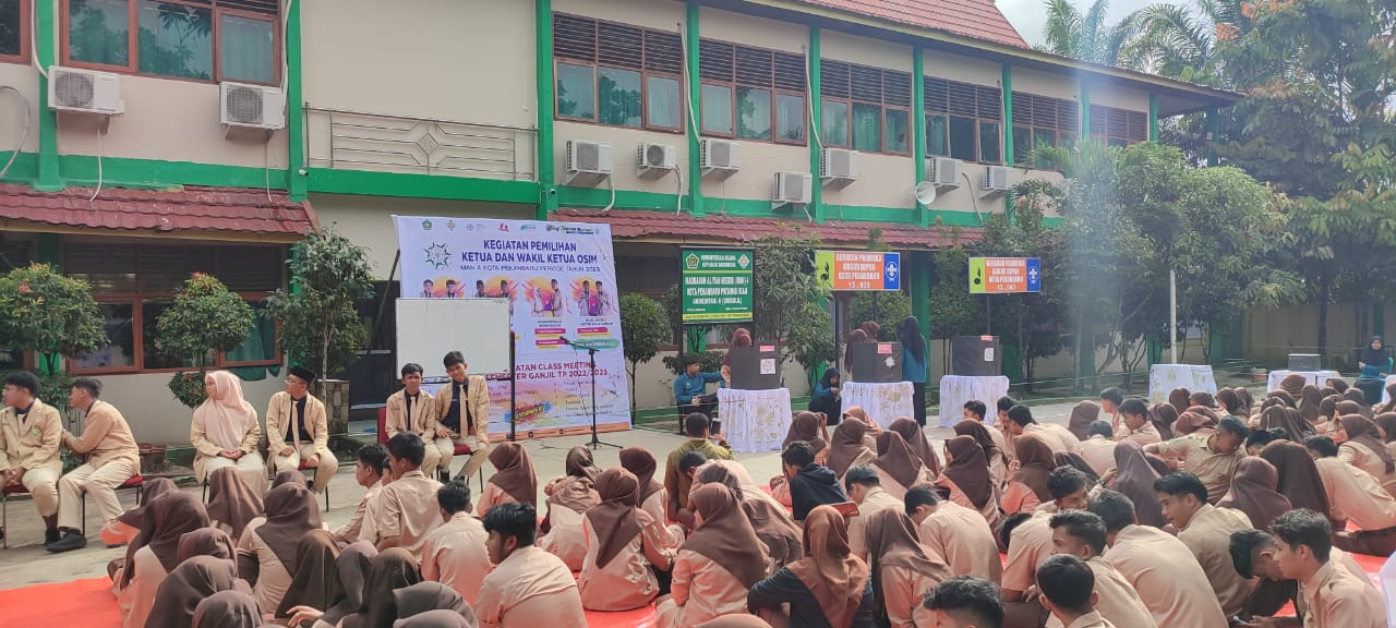 MAN 4 Pekanbaru Belajar Berdemokrasi Melalui Pemilihan Ketua OSIM