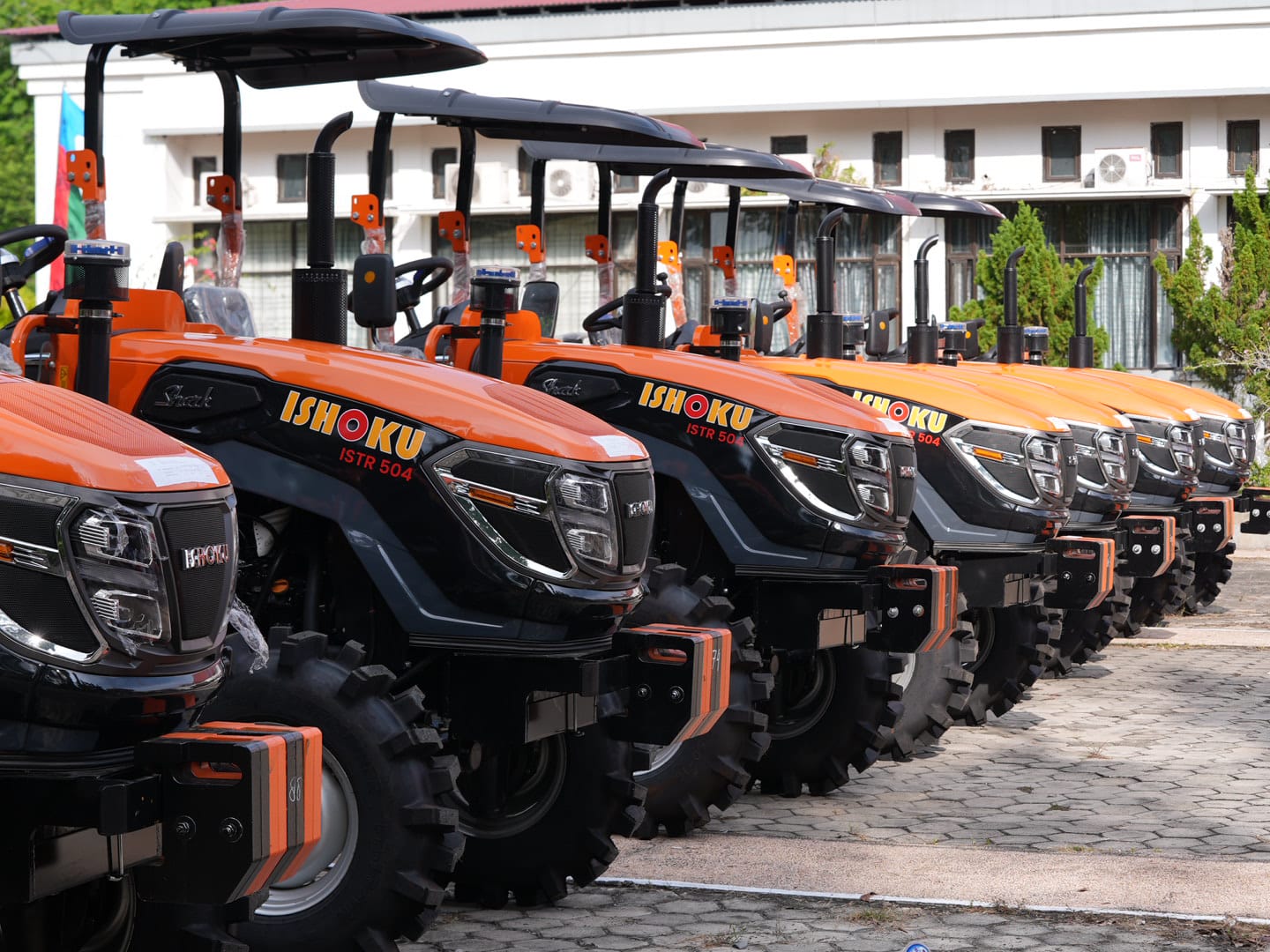 Pemkab Siak Terima Bantuan 20 Traktor Roda 4, Afni: Ini Janji Bapak Menteri Pertanian