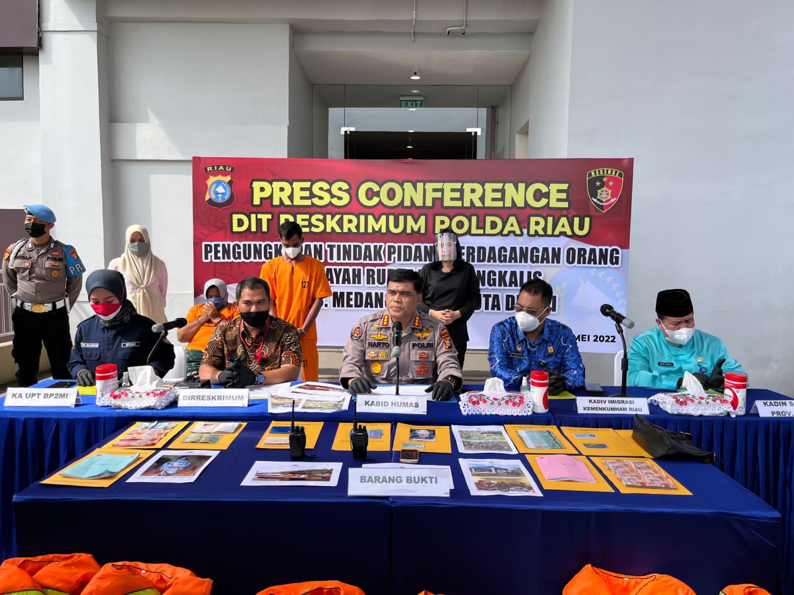 Polda Riau Ringkus 2 Pelaku Pengirim Pekerja Migran Ilegal ke Malaysia, 1 DPO