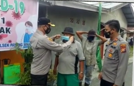 Kapolresta Pekanbaru Sambangi Kampung Tangguh di Wilkum Payung Sekaki